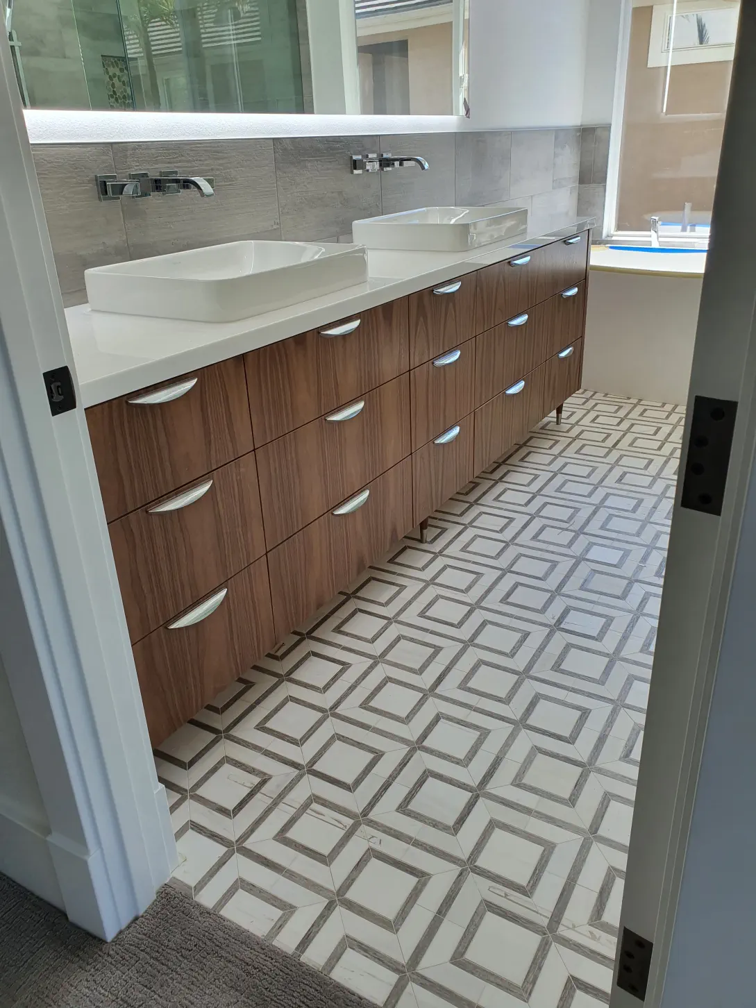 Orange County Tile and Stone Floor Installations